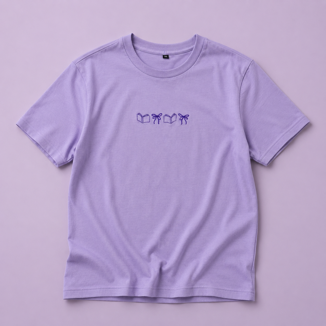 Book & Bow T-Shirt - Flieder